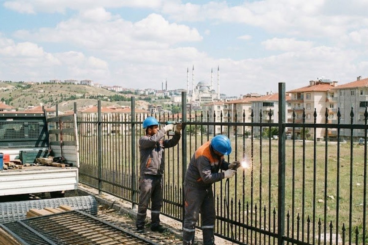 Fabrika Panel Çit Sistemleri