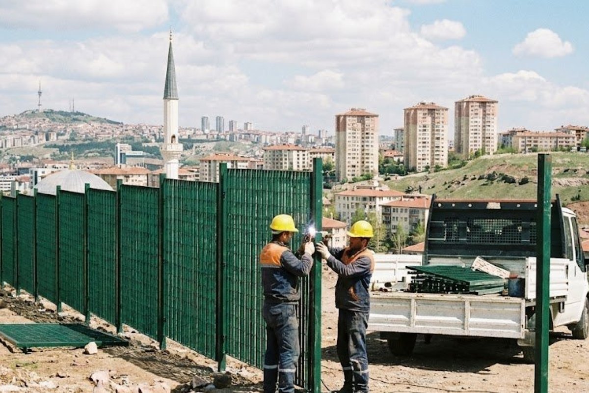 Fabrika Panel Çit Sistemleri